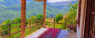ویلا چوبی در باغی چشم نواز ویلا چوبی در باغی چشم نواز