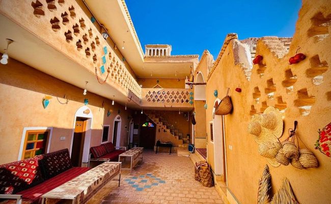 مجموعه بومگردی راوی کویر مصر "اتاق بیبیگل" مجموعه بومگردی راوی کویر مصر "اتاق بیبیگل"