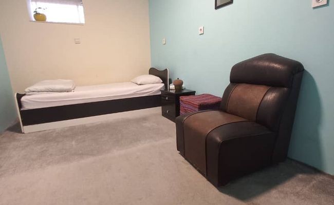 هاستل"بلوط"خصوصی ۱ تخته بدون سرویس بهداشتی اختصاصی هاستل"بلوط"خصوصی ۱ تخته بدون سرویس بهداشتی اختصاصی