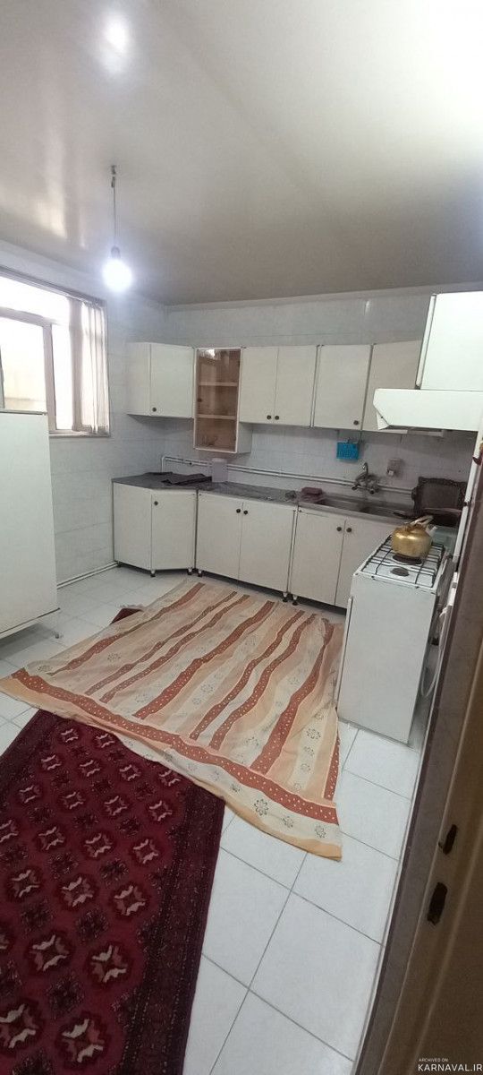 واحد آپارتمانی دو طبقه، دارای تراسی بزرگ