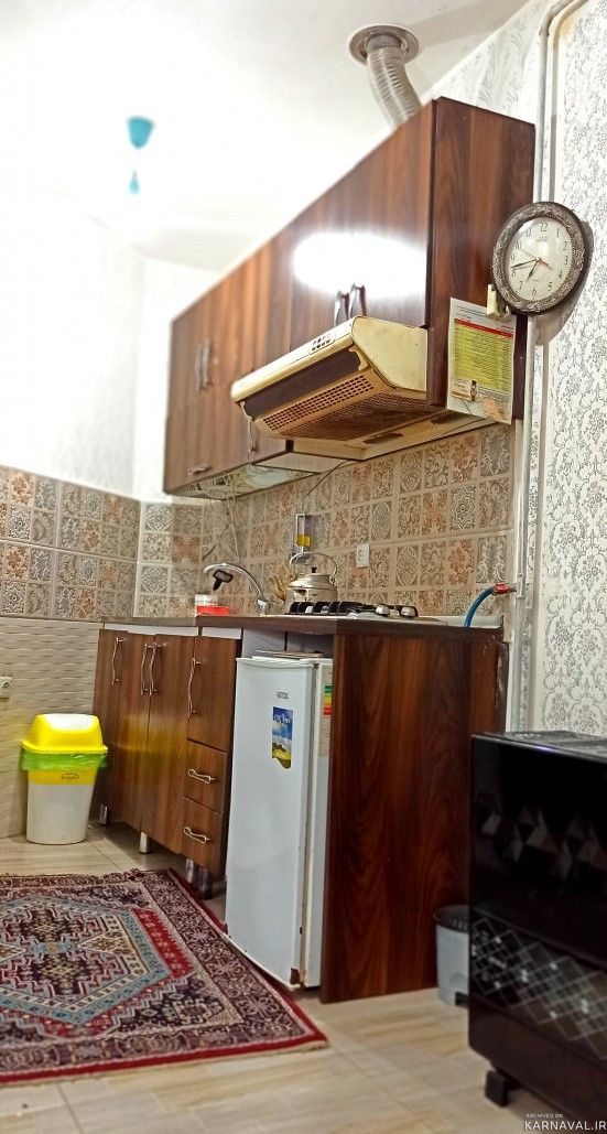 واحد نوساز و دربست آدمه (1)