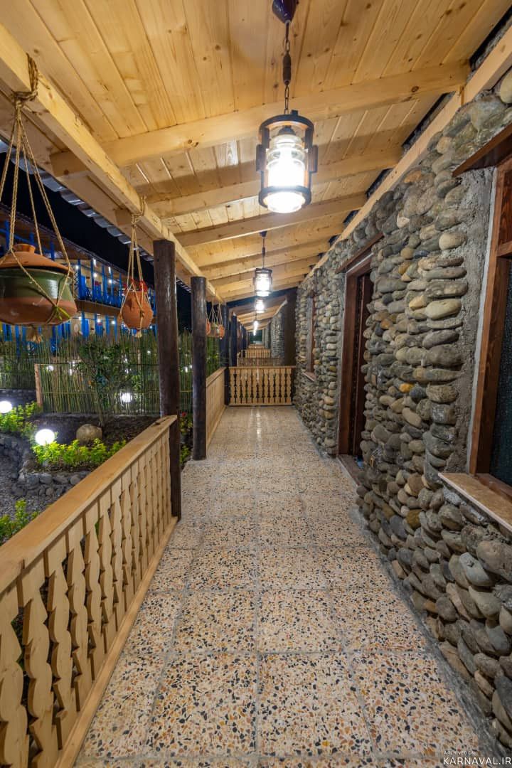 بومگردی به یاد ماندنی،استخر و جکوزی طهرانیا