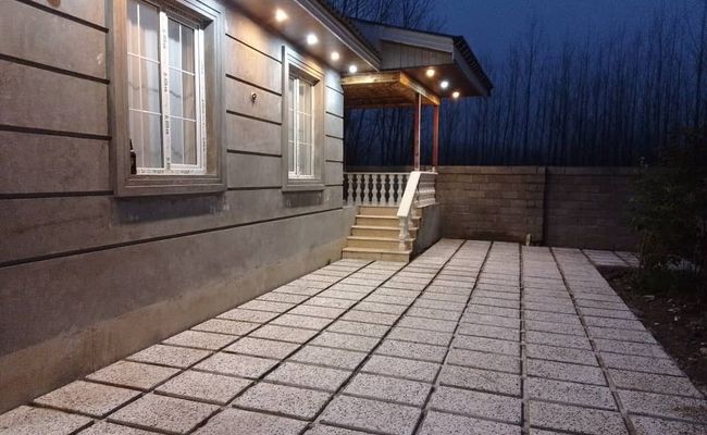 منزل ویلایی در منطقه ای خوش آب و هوا منزل ویلایی در منطقه ای خوش آب و هوا