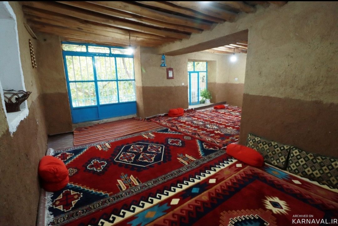 خانه ای دنج و دربست با حیاطی دلباز