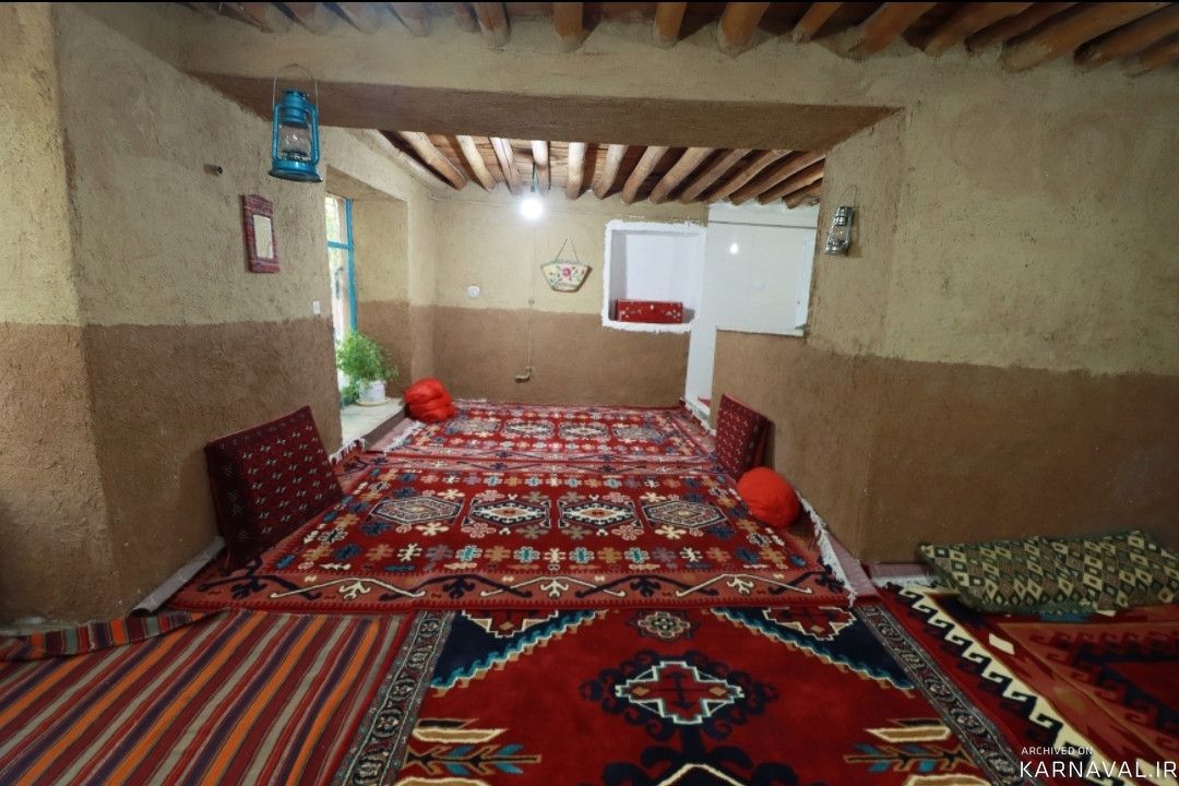 خانه ای دنج و دربست با حیاطی دلباز