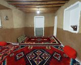 خانه ای دنج و دربست با حیاطی دلباز خانه ای دنج و دربست با حیاطی دلباز