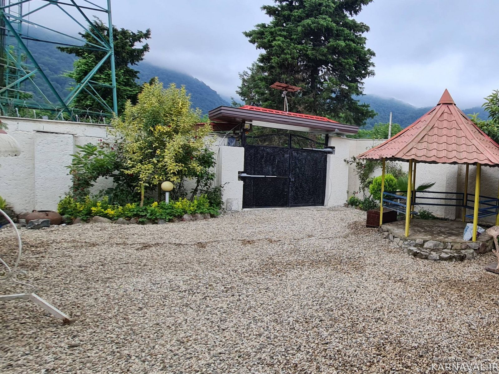 ويلای  دوخوابه دارای استخر و جکوزی