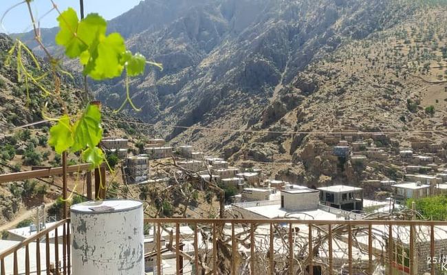 دوخوابه دارای تراسی دلباز با ویو کوهستان دوخوابه دارای تراسی دلباز با ویو کوهستان