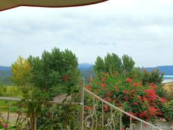 ویلای تک خواب نوساز با منظرهی کوهستان ویلای تک خواب نوساز با منظرهی کوهستان