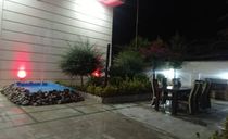 ویلای سه خوابه به همراه باغ زیبا و حوض در حیاط ویلای سه خوابه به همراه باغ زیبا و حوض در حیاط