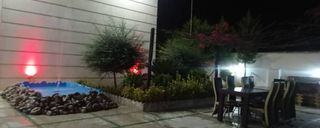 ویلای سه خوابه به همراه باغ زیبا و حوض در حیاط ویلای سه خوابه به همراه باغ زیبا و حوض در حیاط