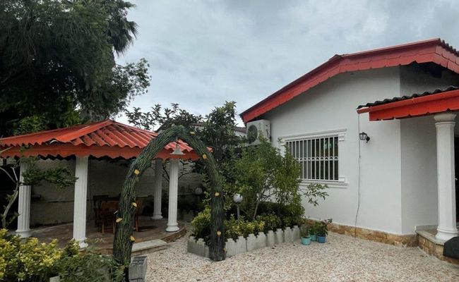 ویلای دوخوابه جنگلی استخر دار ویلای دوخوابه جنگلی استخر دار