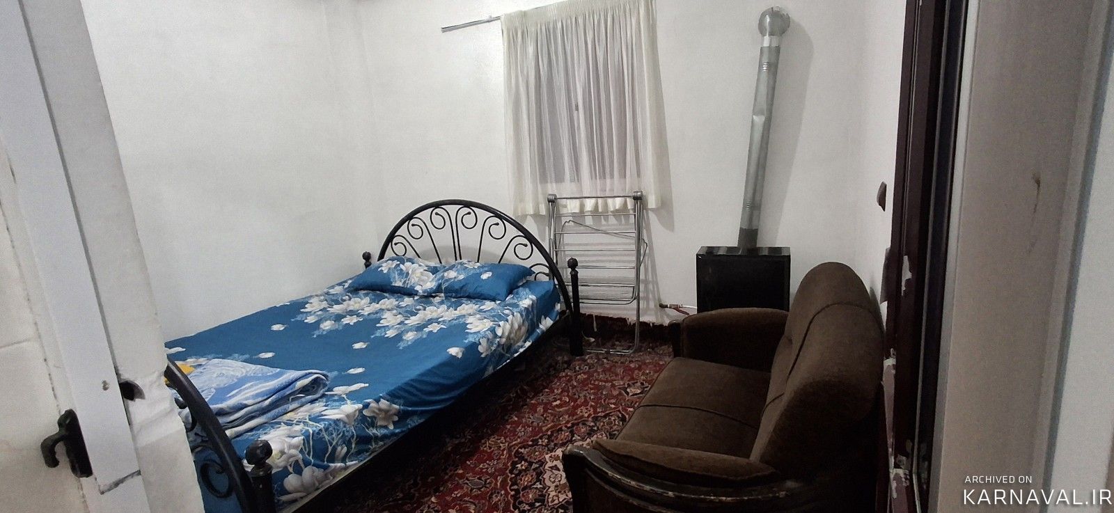 خونه باغ روستایی با چیدمان سنتی
