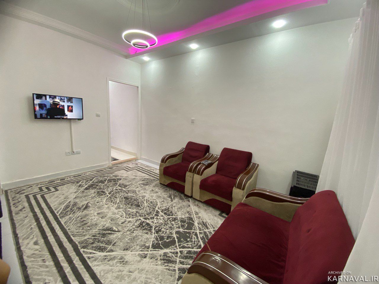 تک خوابه‌ی ساحلی نیما