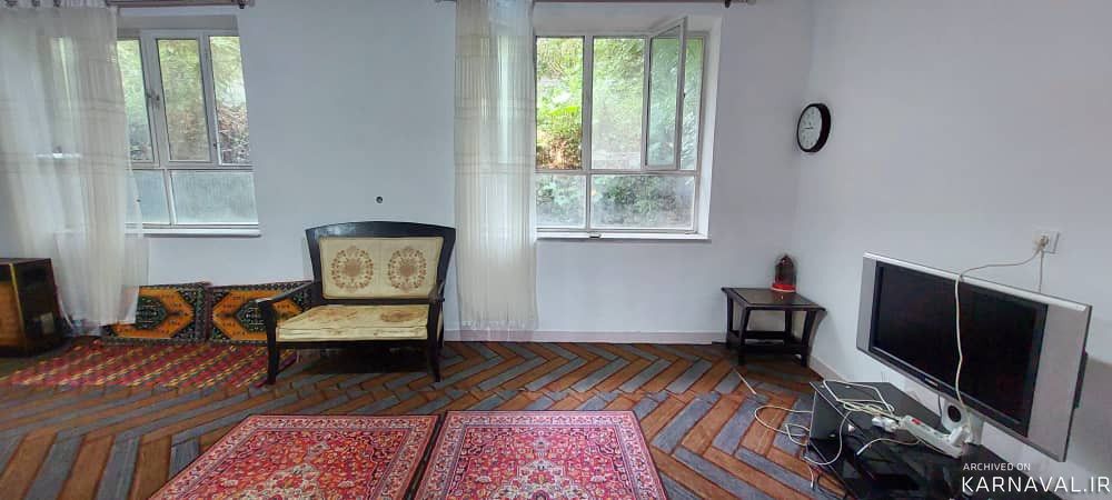 اقامتگاه بومگردی چهار خوابه در منطقه ای معتدل اقامتگاه بومگردی چهار خوابه در منطقه ای معتدل