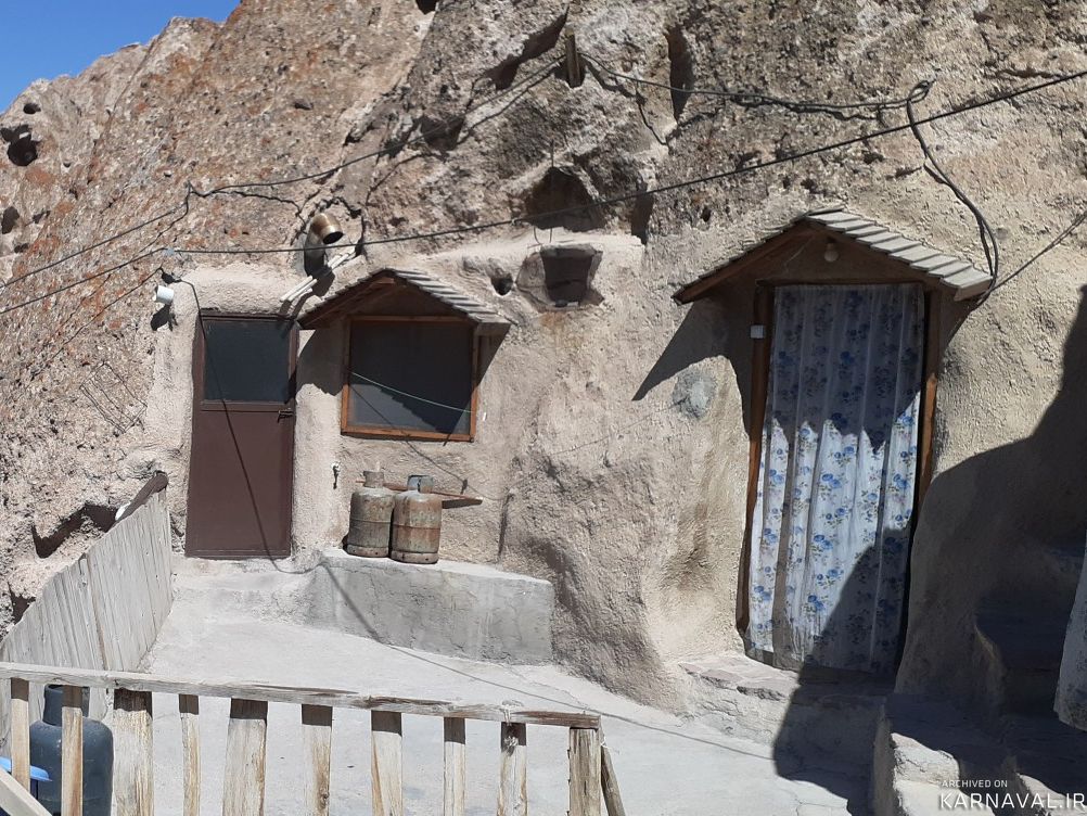اقامتگاه صخره ای و کوهستانی