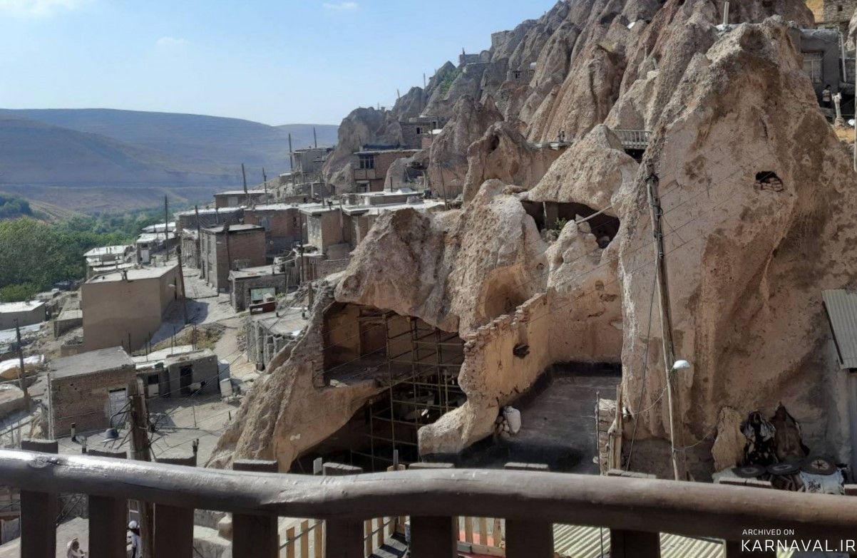 سوئیت صخره‌ای دنج ارسلان با چشم‌اندازی زیبا