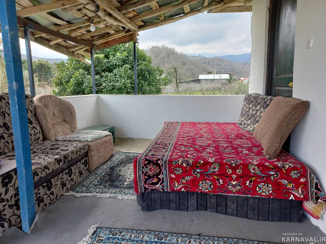 خونه باغ دنج و ساکت با محیطی سرسبز خونه باغ دنج و ساکت با محیطی سرسبز