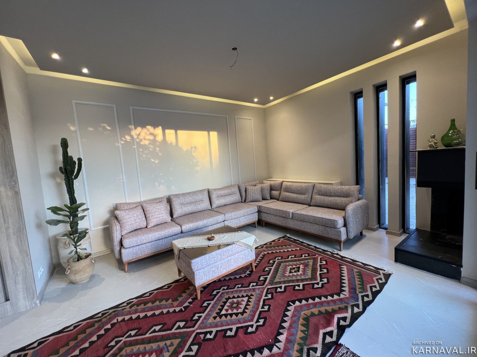ویلای استخردار "شقایق"