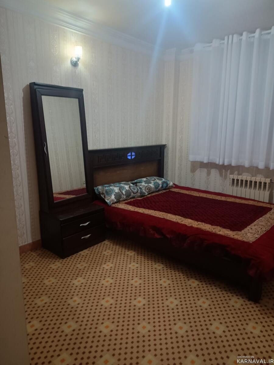 واحد دو خوابه پشت میدان شهرداری