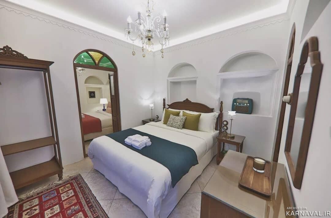 "اتاق تاجی" عمارت سحرخیزان "اتاق تاجی" عمارت سحرخیزان