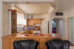 آپارتمان لوکس سی و سه پل وچهارباغ پیاده آپارتمان لوکس سی و سه پل وچهارباغ پیاده