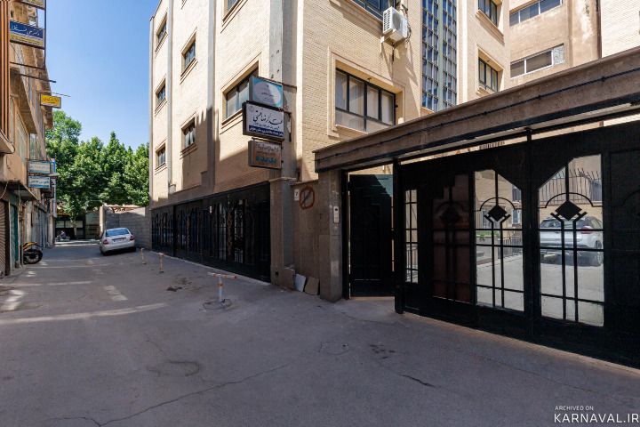 آپارتمان لوکس سی و سه پل وچهارباغ پیاده