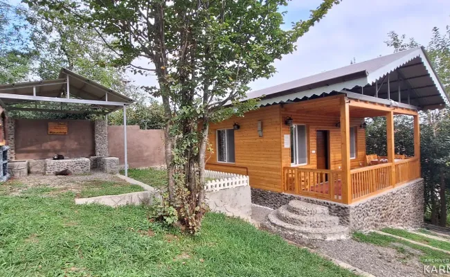 کلبه جنگلی میجان سراوان کلبه جنگلی میجان سراوان