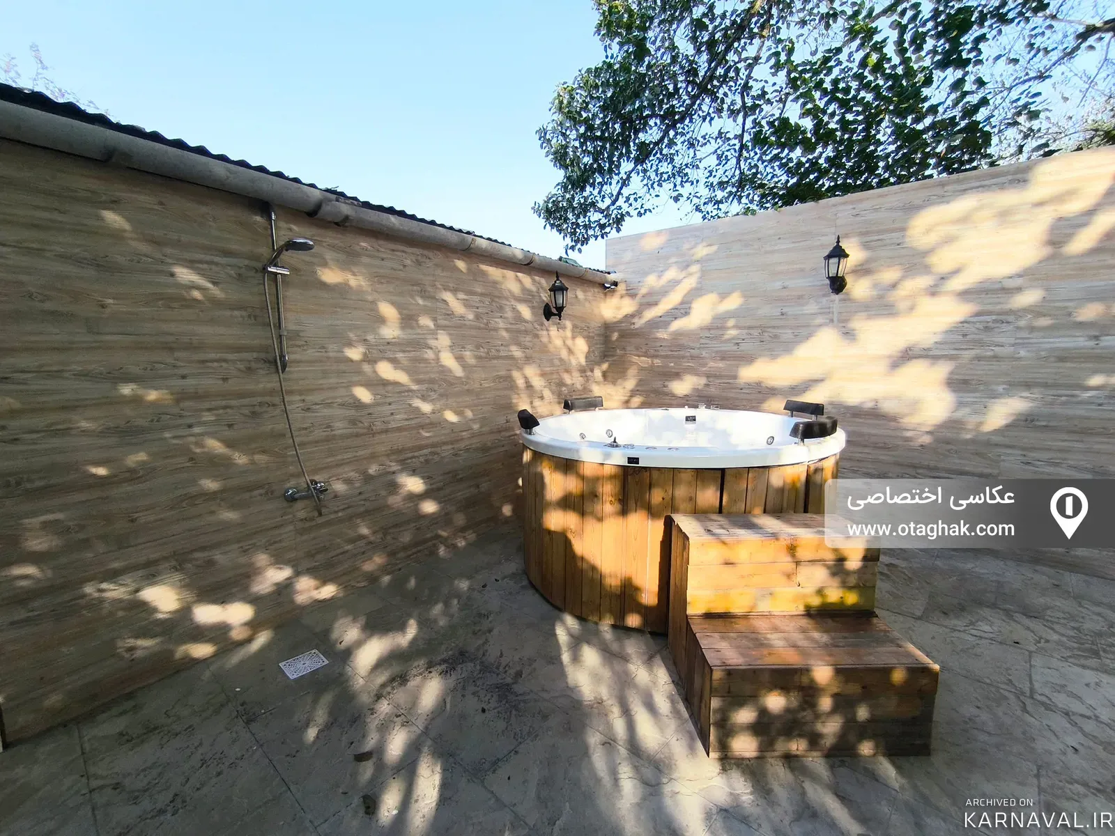 کلبه اِزدار با جکوزی شیرگاه