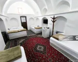 اقامتگاه بومگردی خانه باغ تاریخی کیمیا (اتاق 2) کاشان اقامتگاه بومگردی خانه باغ تاریخی کیمیا (اتاق 2) کاشان