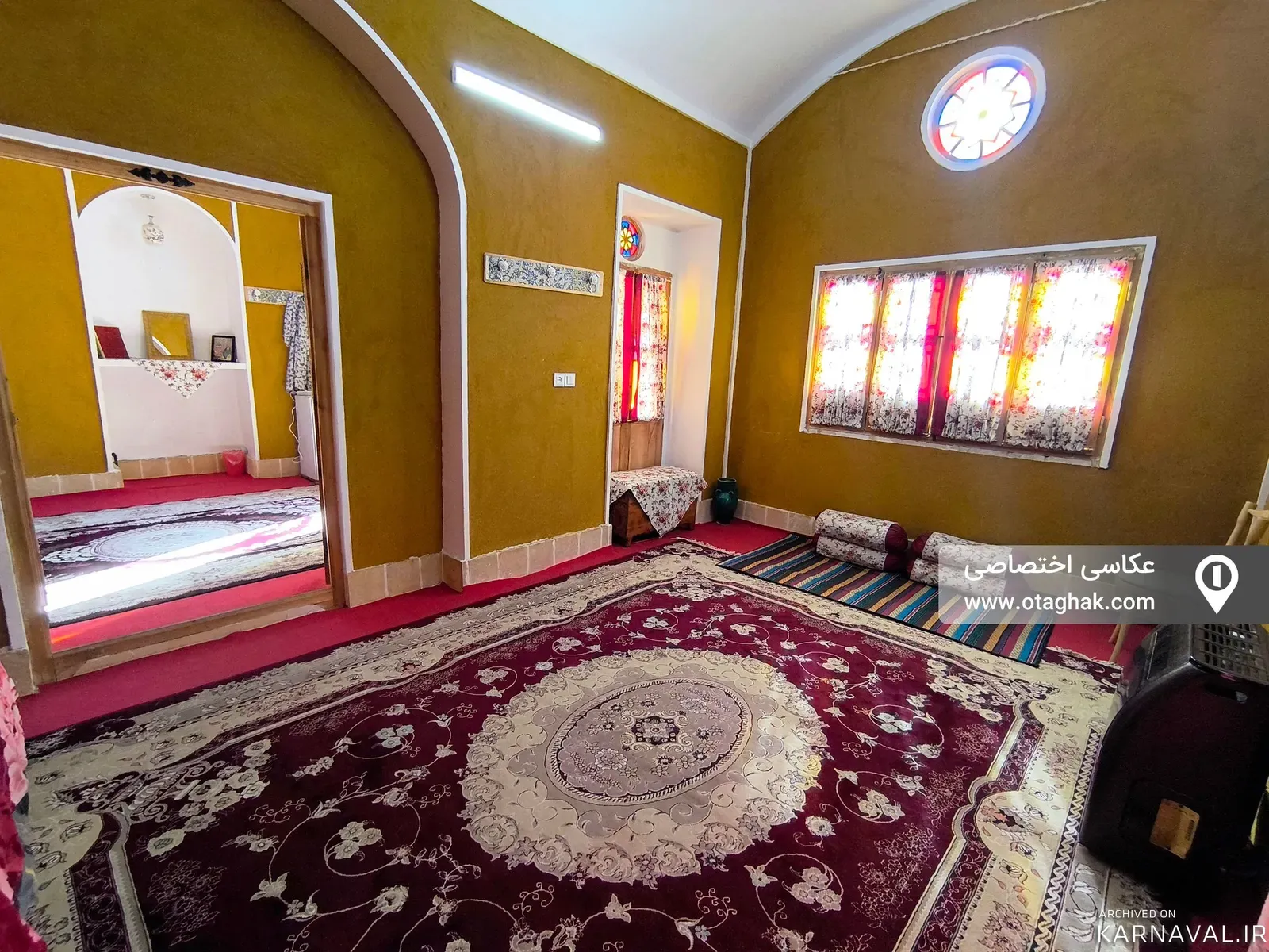 اقامتگاه بومگردی ترنج (اتاق شاه نشین) کاشان اقامتگاه بومگردی ترنج (اتاق شاه نشین) کاشان