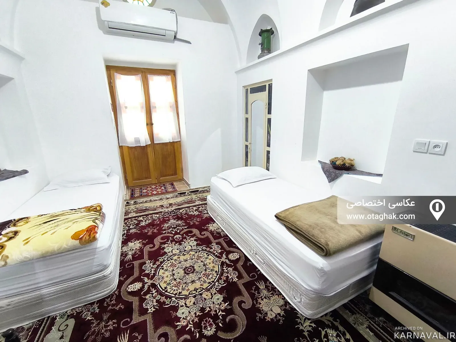 اقامتگاه بومگردی خانه باغ تاریخی کیمیا (اتاق 4) کاشان اقامتگاه بومگردی خانه باغ تاریخی کیمیا (اتاق 4) کاشان
