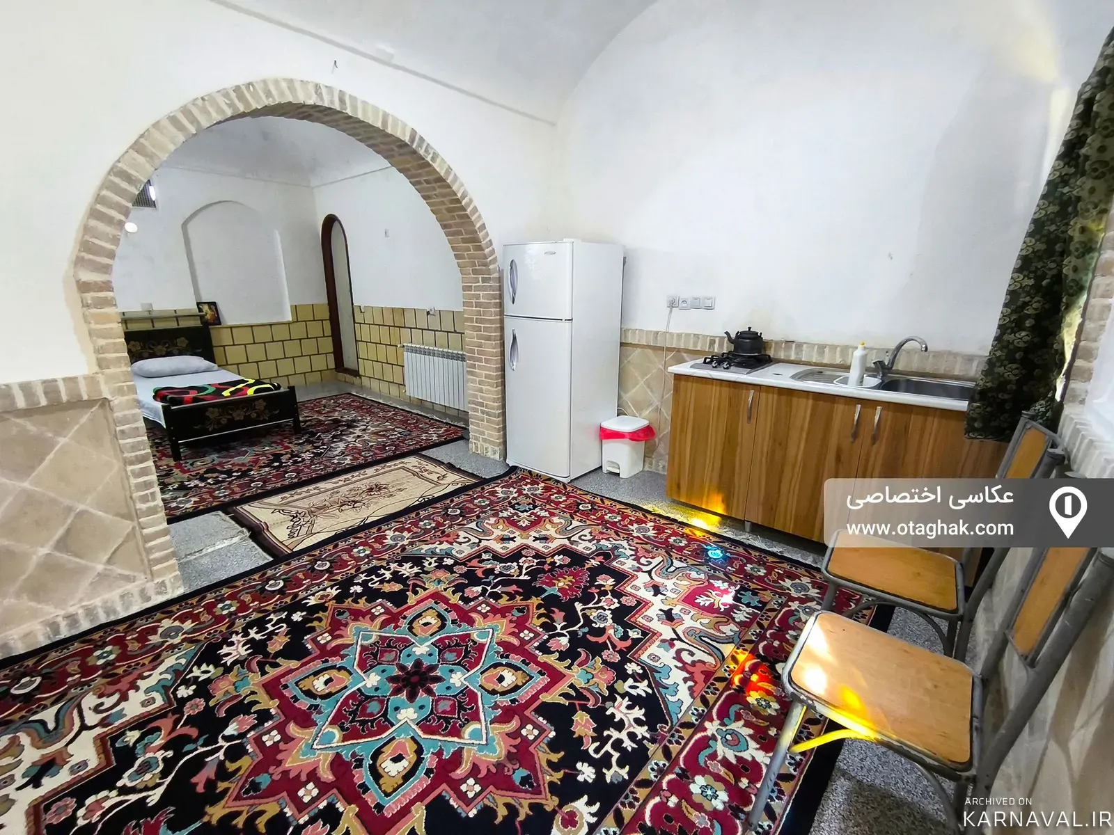 اقامتگاه بومگردی گدین (سوئیت دو تخته) ماهان اقامتگاه بومگردی گدین (سوئیت دو تخته) ماهان
