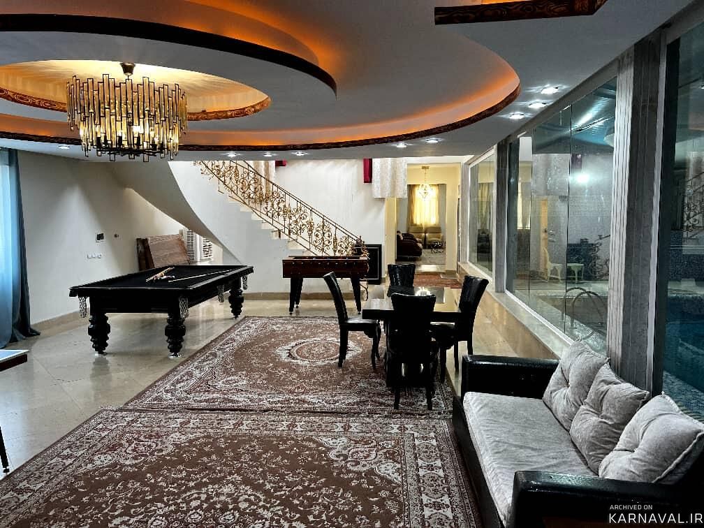 واحد ویلایی دوبلکس، استخردار