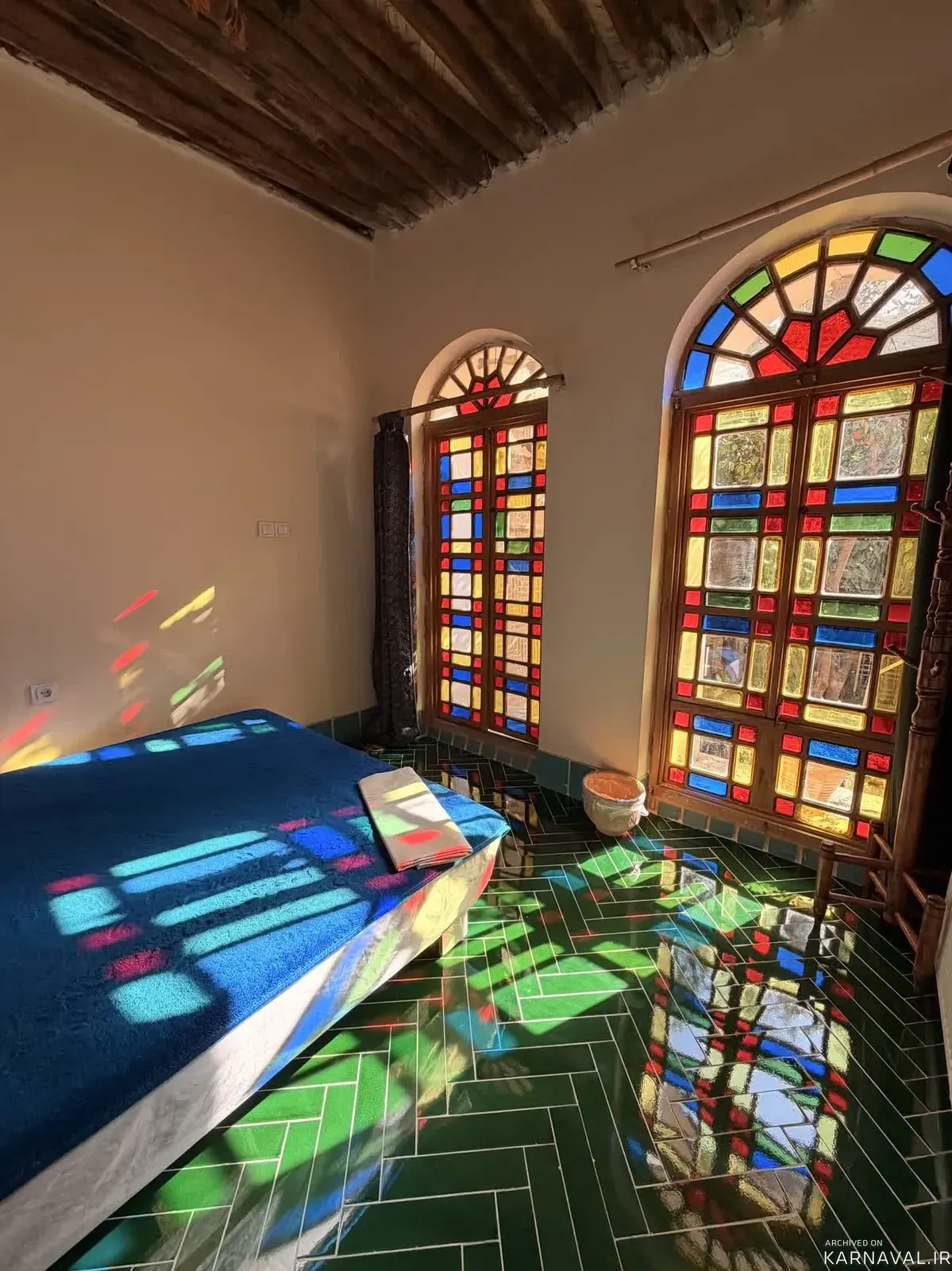 اقامتگاه بومگردی عمارت هفت رنگ (سنگ و سیاه) شیراز اقامتگاه بومگردی عمارت هفت رنگ (سنگ و سیاه) شیراز