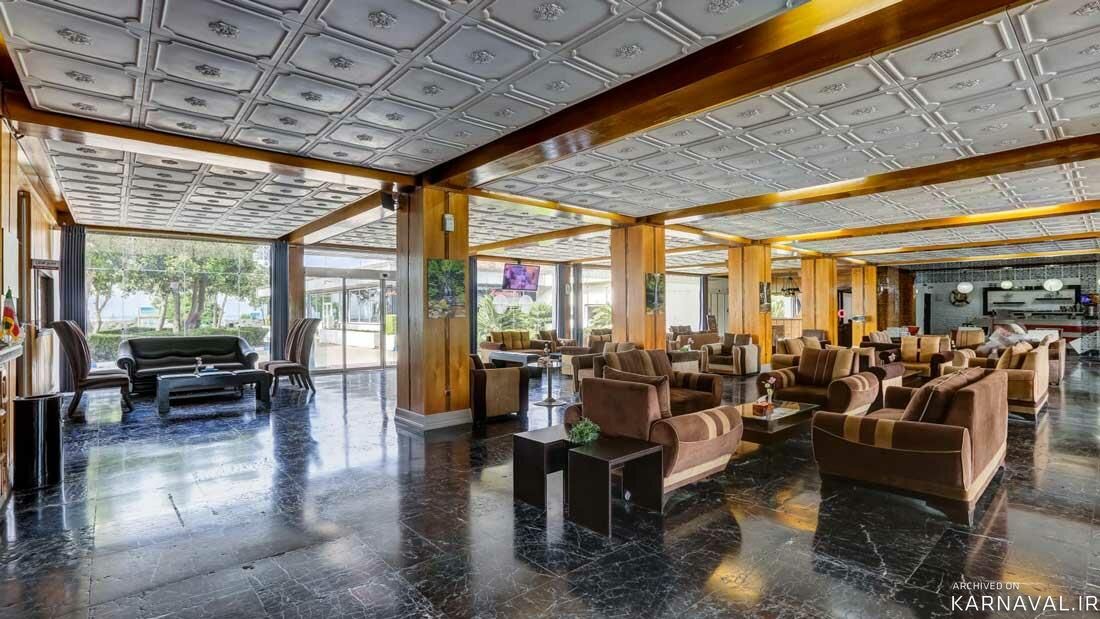 هتل سفید کنار بندر انزلی هتل سفید کنار بندر انزلی