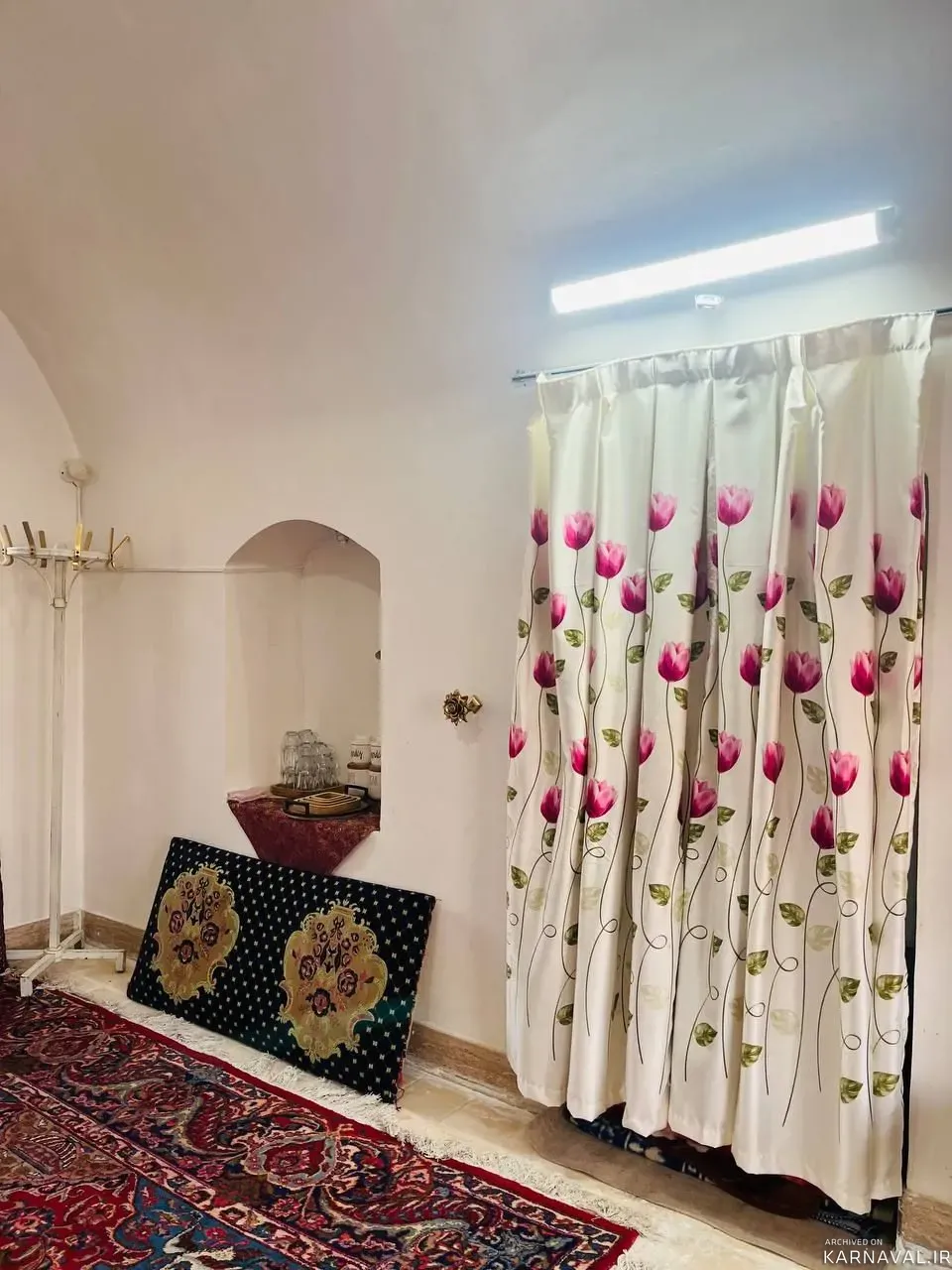 اقامتگاه بوم‌گردی قصر فیروزه (1) گرمسار