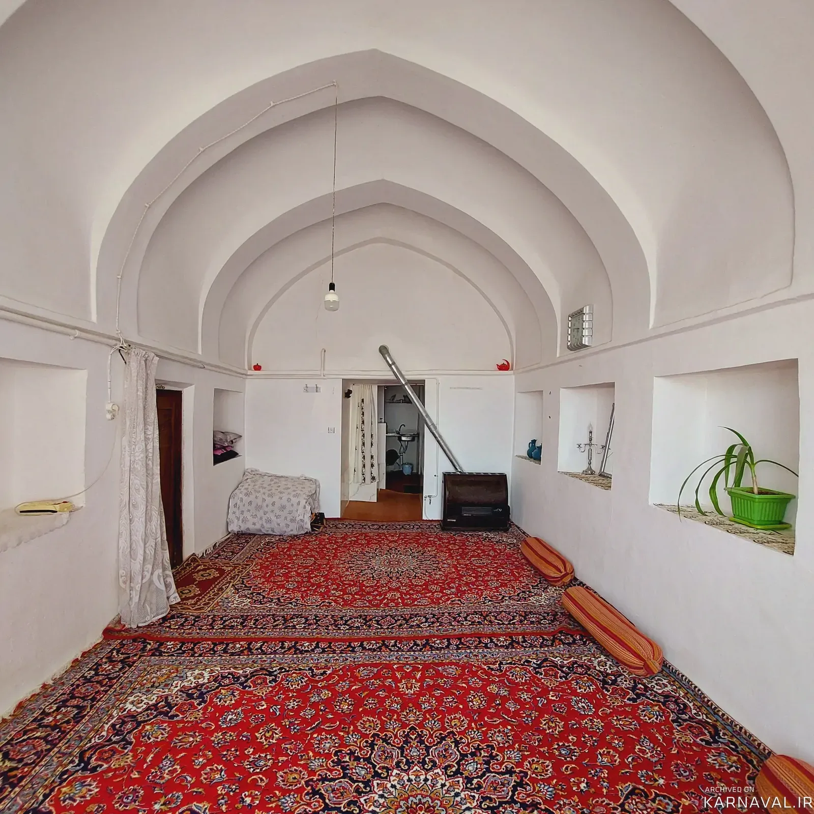 سوییت شمس العماره (اتاق سی طاقچه) اردستان سوییت شمس العماره (اتاق سی طاقچه) اردستان