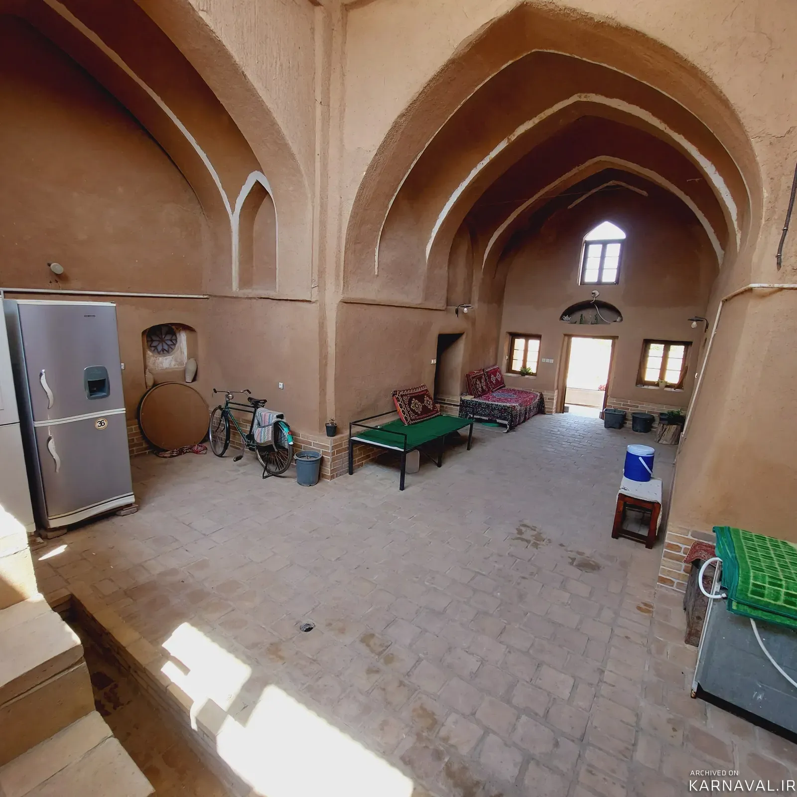 سوییت شمس العماره (اتاق صد طاقچه) اردستان سوییت شمس العماره (اتاق صد طاقچه) اردستان