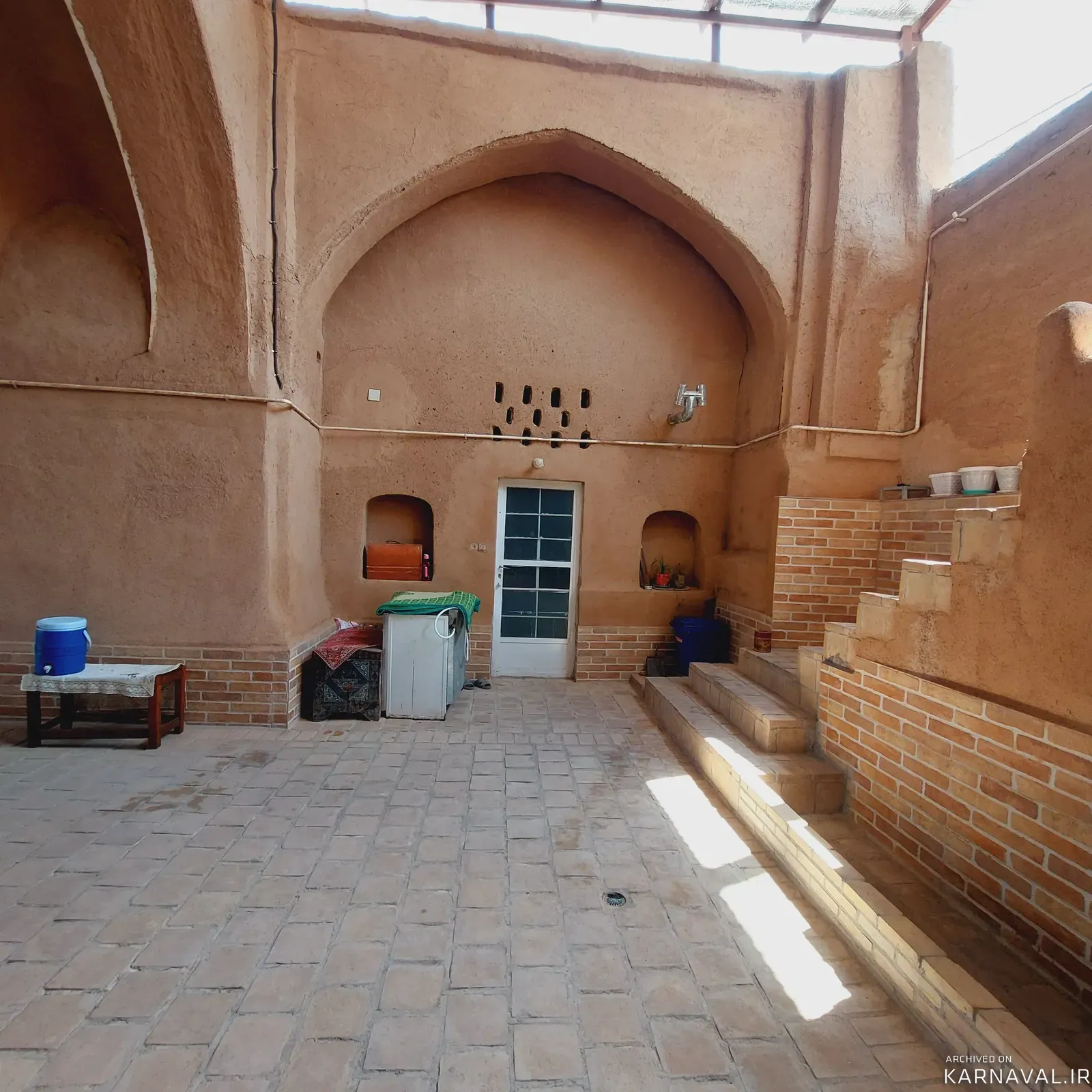 سوییت شمس العماره (اتاق صد طاقچه) اردستان سوییت شمس العماره (اتاق صد طاقچه) اردستان