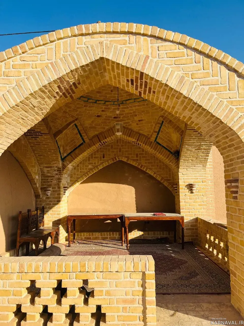 اقامتگاه بوم‌گردی قصر فیروزه (1) گرمسار
