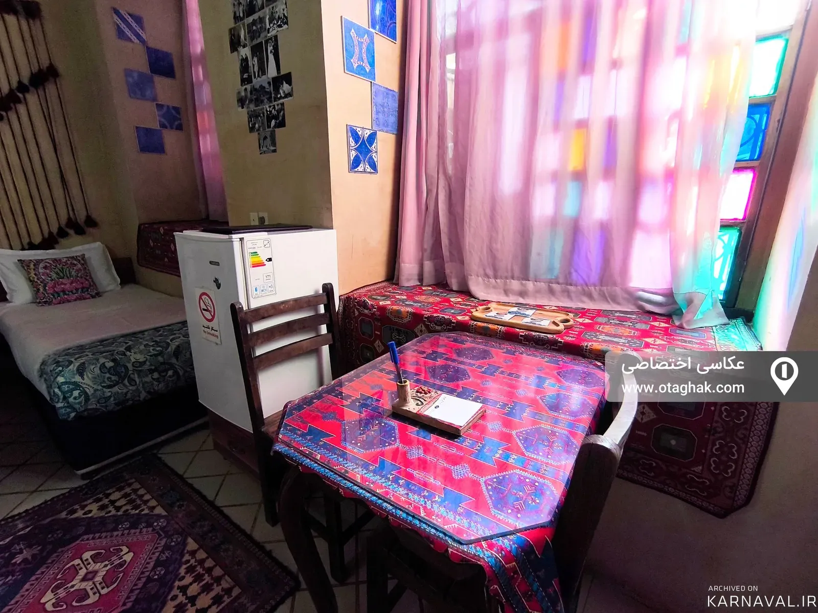 اقامتگاه بوم‌گردی ماه منیر (اتاق ترنج) شیراز