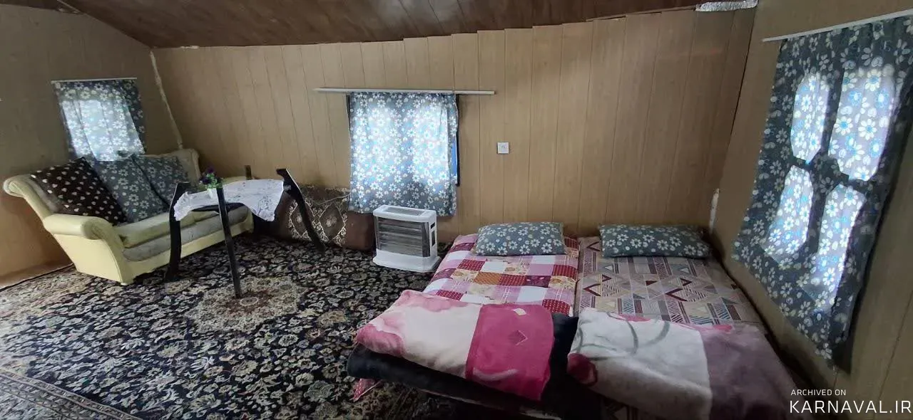 کلبه جنگلی دنج چمستان کلبه جنگلی دنج چمستان