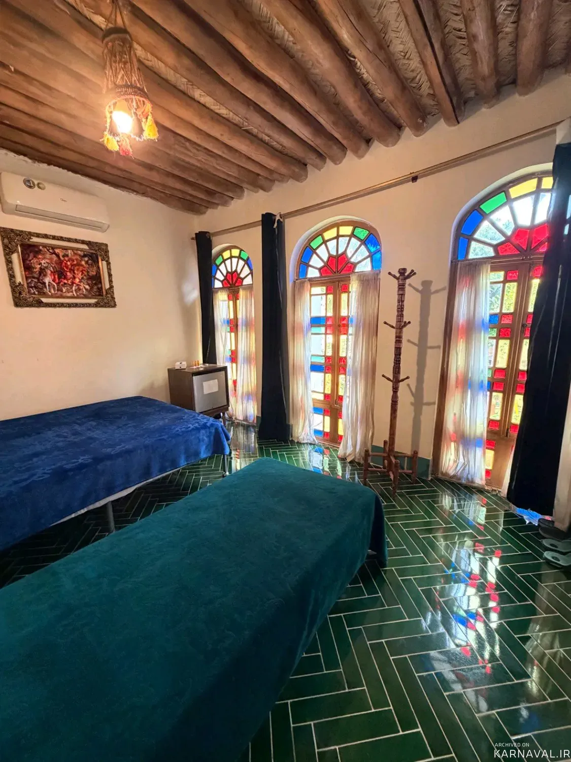 اقامتگاه بومگردی عمارت هفت رنگ (هفت پیچ) شیراز اقامتگاه بومگردی عمارت هفت رنگ (هفت پیچ) شیراز