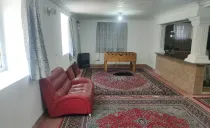ویلا سعیدی با فوتبال دستی رینه ویلا سعیدی با فوتبال دستی رینه