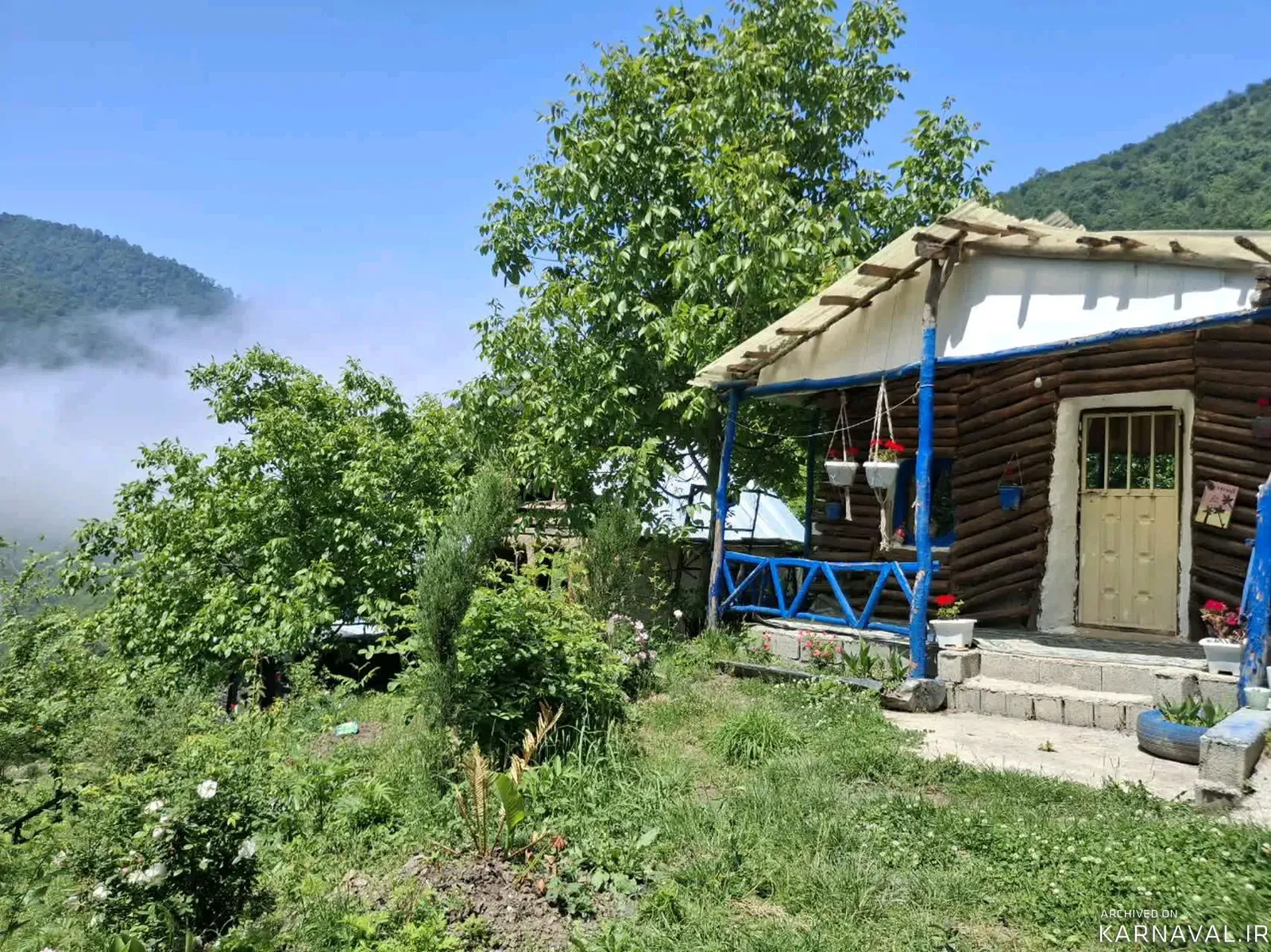 کلبه جنگلی دنج چمستان کلبه جنگلی دنج چمستان
