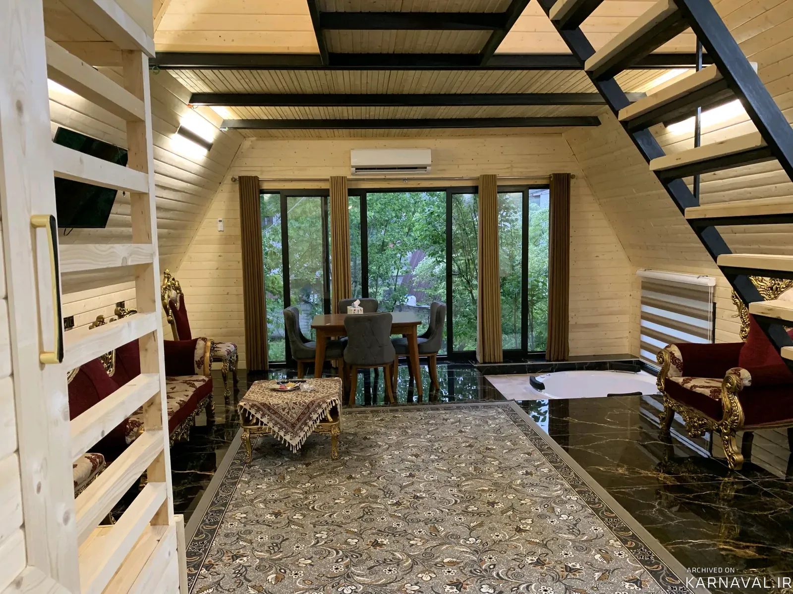 کلبه سوئیسی مرس با جکوزی لفور