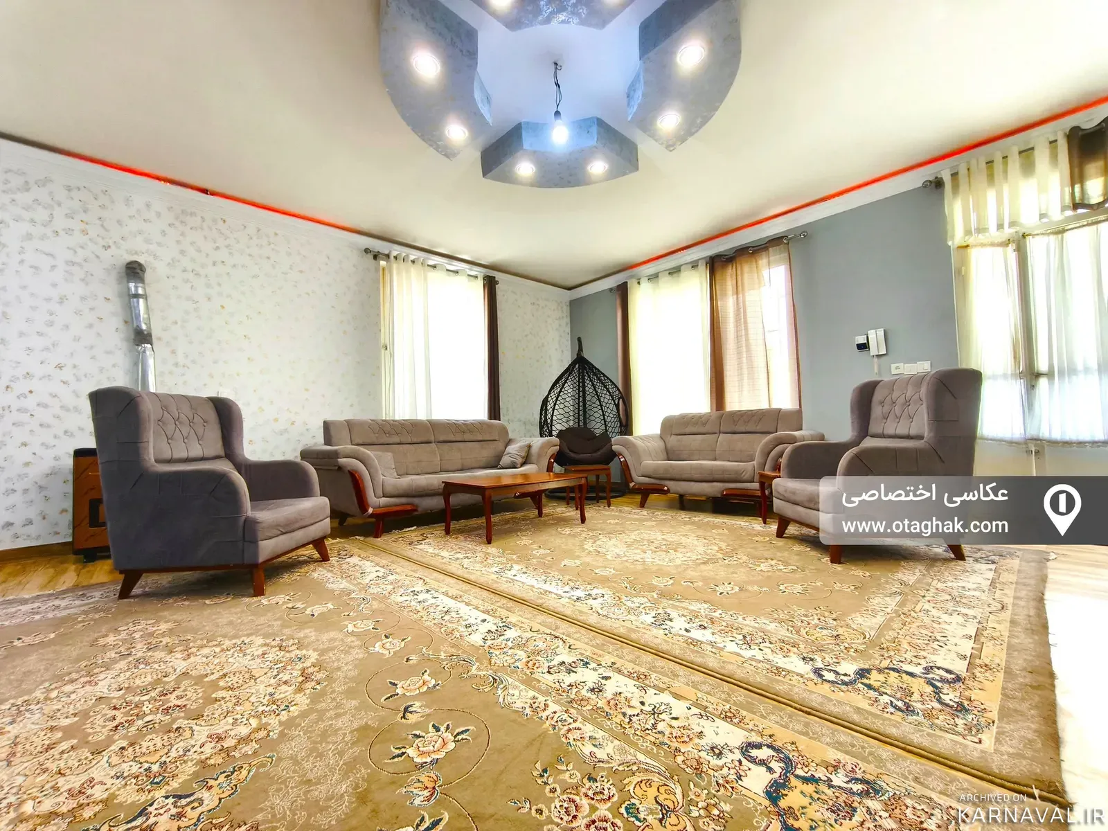 ویلا استخردار آبگرم نیما با فوتبال دستی کردان