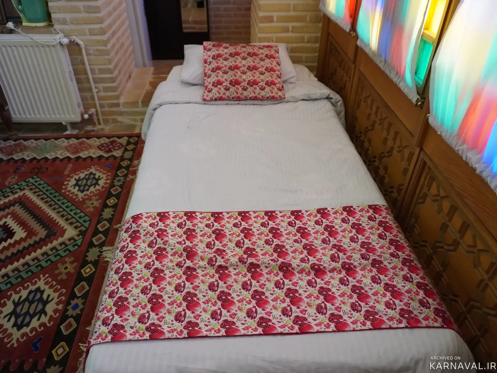 هتل سنتی حاکم (گلنار) با صبحانه رایگان  ساوه