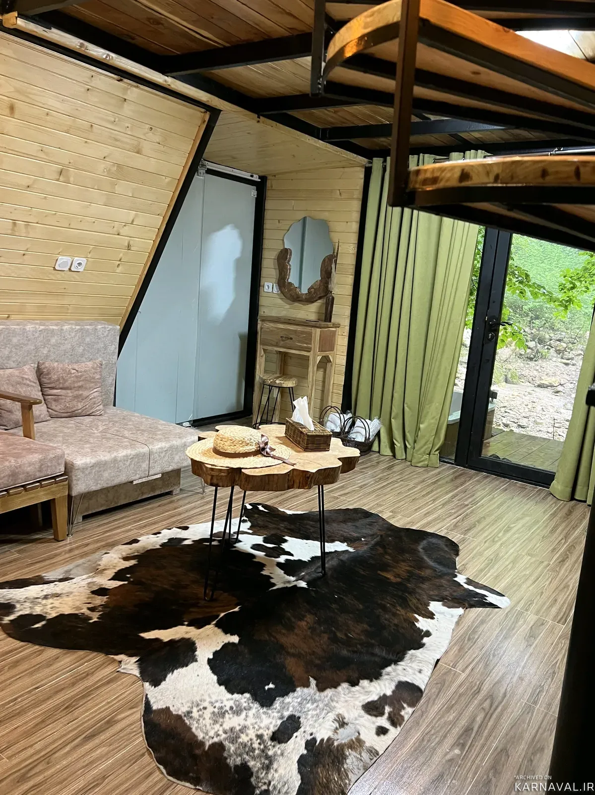 کلبه سوییسی ایران بانو (پاروت) با جکوزی خلیل شهر